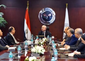 الهيئة العامة للاستثمار تبحث مع «السويدي إليكتروميتر» التوسع الصناعي وزيادة الصادرات