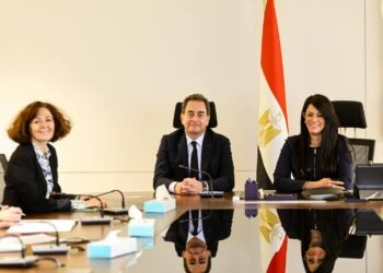 مصر وفرنسا تجددان التعاون الفني والمالي بقيمة 4 مليارات يورو لدعم المشروعات ذات الأولوية