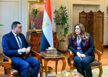 التنمية المحلية والإسكان تناقش تنفيذ منظومة المخلفات الصلبة بالمدن الجديدة وغلق المقالب العشوائية