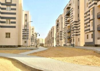 تنفيذ 2,064 وحدة سكنية بالإسكان الحر وشبكة طرق متكاملة بمدينة السويس الجديدة