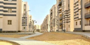 تنفيذ 2,064 وحدة سكنية بالإسكان الحر وشبكة طرق متكاملة بمدينة السويس الجديدة