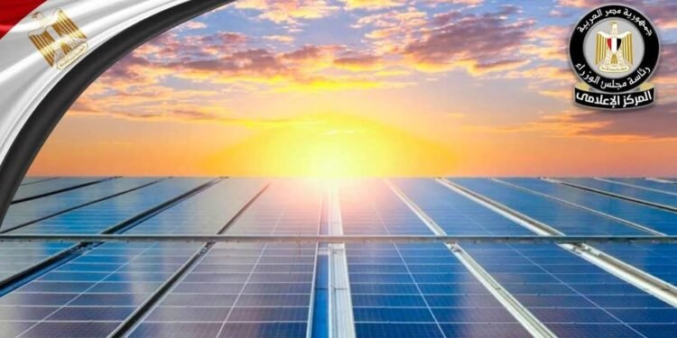 المجلس العالمي للطاقة الشمسية: تشغيل أول محطة هجينية للطاقة المتجددة في نجع حمادي بقدرة 561 ميجاوات