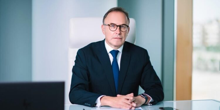 بنك كريدي أجريكول مصر يصدر تقريره الرابع المتكامل للاستدامة ويخفض انبعاثاته الكربونية بنسبة 20.3%