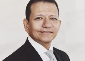 المشرق يحقق عاماً استثنائياً في 2025 بنمو القروض 32% وزيادة الودائع 27%