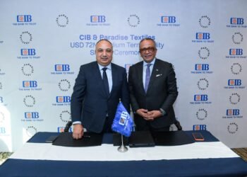 CIB يوقع اتفاقية شراكة وتمويل مع “باراديس للنسيج” لإقامة أكبر مصنع أقمشة صديقة للبيئة بالمنطقة الحرة في الإسكندرية