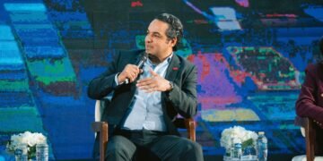 عمرو فتحي: إي آند مصر ترسخ استراتيجية ذكاء اصطناعي مستدامة قائمة على البيانات والحوكمة