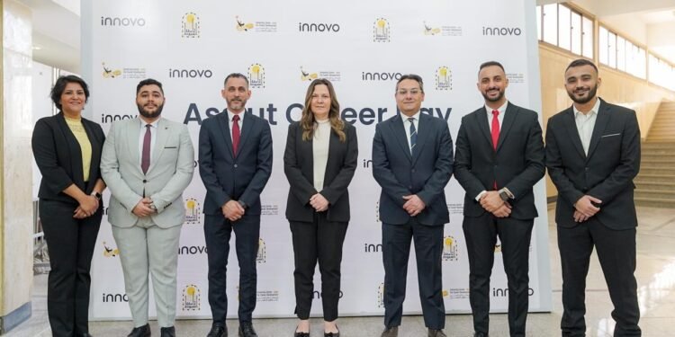 إنوفو للبناء تمكّن الكفاءات الهندسية بالصعيد وتنظم “يوم التوظيف” بجامعة أسيوط لدعم قادة المستقبل