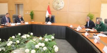 وزير الكهرباء يوجه برفع درجة الاستعداد لتأمين الشبكة الموحدة في ظل تطورات الأوضاع بالمنطقة