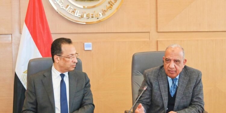 الكهرباء : استراتيجية مشتركة لتطوير مراكز البيانات وتعزيز التحول الرقمي والطاقة المستدامة