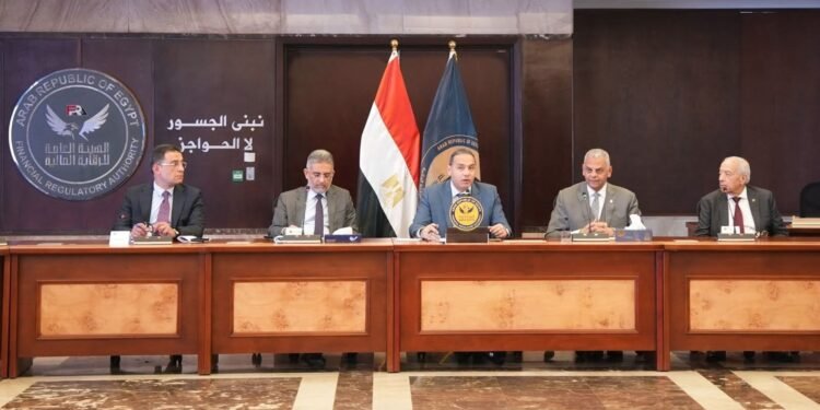 الرقابة المالية تمد مهلة عرض القوائم المالية لشركات التأمين حتى 15 مايو