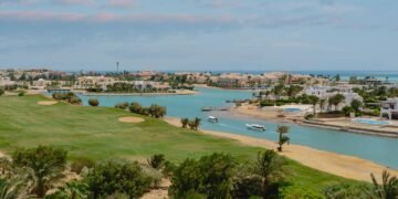 الجونة تحقق نموًا قياسيًا في 2025 بإيرادات 19.8 مليار جنيه والمبيعات العقارية تسجل 12 مليارًا