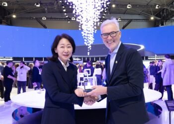 سامسونج Galaxy S26 Ultra يحصد جائزة “أفضل جهاز” ضمن جوائز MWC 2026