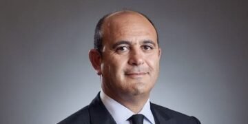 بنك مصر يعلن تعيين عمرو النقلي نائبًا للرئيس التنفيذي لقطاعات الأعمال