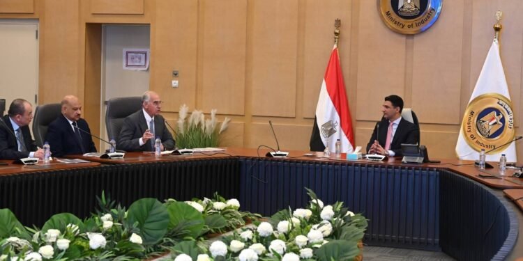 وزير الصناعة: نستهدف زيادة صادرات الرخام والجرانيت إلى مليار دولار سنويًا