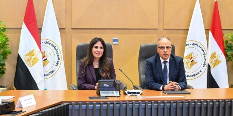 الإسكان والري: التركيز على مشروعات المعالجة الثلاثية والصرف الصحي لتحقيق الاستدامة البيئية