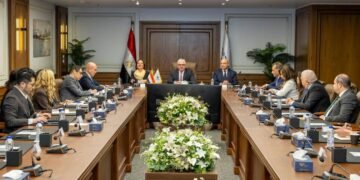 اقتصادية قناة السويس تطلق البرنامج الوطني للهيدروجين النظيف لتعزيز التحول للاقتصاد الأخضر