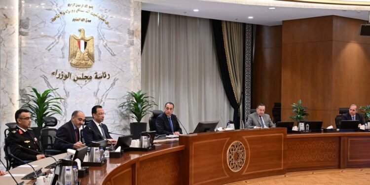 مدبولي يترأس اجتماع وكالة الفضاء المصرية ويؤكد دورها في دعم التنمية وتوطين التكنولوجيا