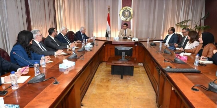 “الصناعة” خطة لجذب استثمارات أمريكية في الذكاء الاصطناعي والطاقة النظيفة