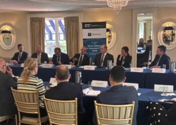 وزير الاستثمار يلتقي 18 شركة أمريكية لبحث فرص التوسع في السوق المصري