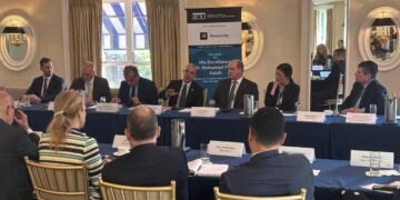 وزير الاستثمار يلتقي 18 شركة أمريكية لبحث فرص التوسع في السوق المصري