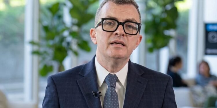 الحكومة تضع الاستثمار في التعليم ضمن أولويات خطة التنمية المقبلة