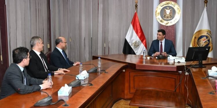 الحكومة تدعم استثمارات مجموعة صافولا للأغذية لتعزيز الأمن الغذائي وزيادة الإنتاج المحلي