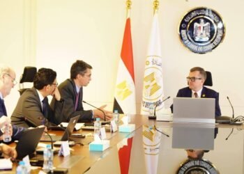 التخطيط: استثمارات 3.7 تريليون جنيه وخطة لرفع مساهمة القطاع الخاص إلى 64% بحلول 2030
