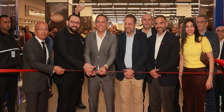 “مدينة مصر” تعزز مشروع “تَجِد” بافتتاح كارفور في تاج سيتي بالقاهرة الجديدة