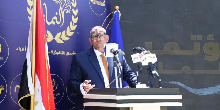 «تحرير الاستثمارات الصناعية» يدفع نحو الاستدامة ويرفع مستهدف الصادرات إلى 200 مليار دولار