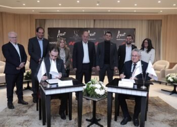 باستثمارات مليار جنيه.. Mardev تتعاقد مع Azur لإدارة شقق فندقية في مشروع “مينوركا الشيخ زايد”