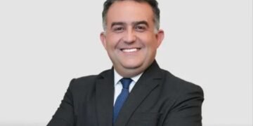 عاجل || مصطفى مدبولي يصدر قرارًا بتعيين عمر رضوان رئيسًا للبورصة المصرية لمدة عام