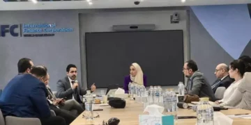 «الإسكان» تناقش آليات تنفيذ الاستراتيجية الوطنية للعمران والبناء الأخضر المستدام