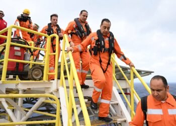 مدبولي يتفقد «القاهر-2» بعد كشف غازي ضخم باحتياطي 2 تريليون قدم مكعب