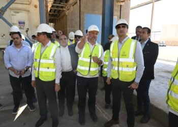 وزير الصناعة: زيادة المعروض من الأسمنت تدعم استدامة النمو العمراني في مصر