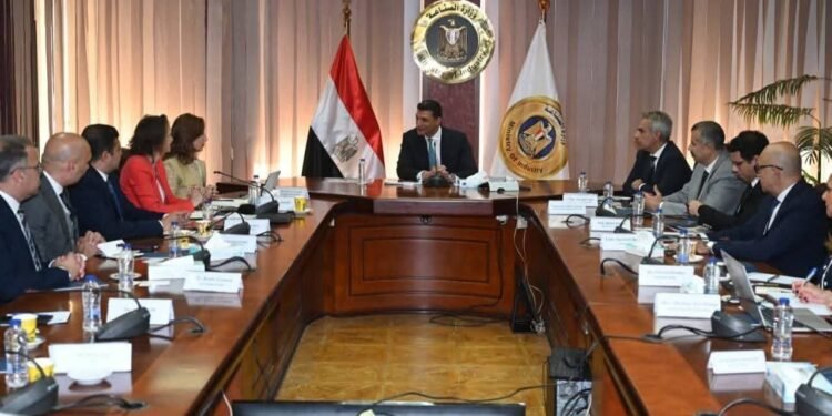 «غوروك» التركية تخطط لإقامة مصنع للمنتجات الزجاجية في مصر باستثمارات جديدة