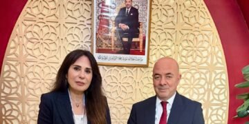 الحكومة تطلق مبادرات لخفض الانبعاثات الكربونية وتحقيق الاستدامة الصناعية