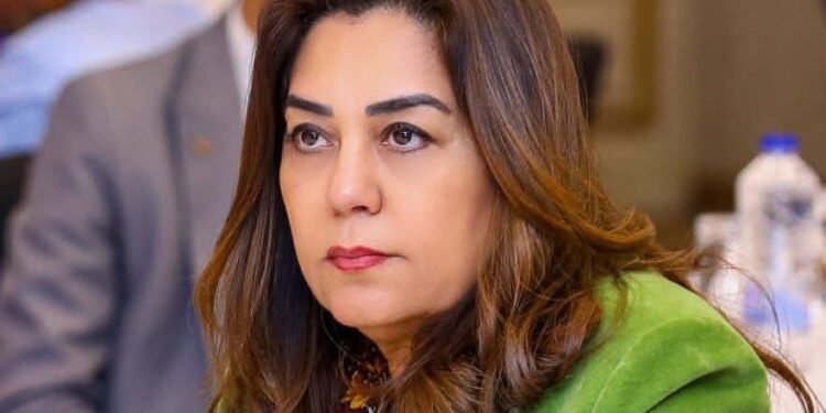 وزيرة البيئة: المرحلة الأولى لتجهيز مواقع الغوص بشرم الشيخ بشمندورات رسو صديقة للبيئة