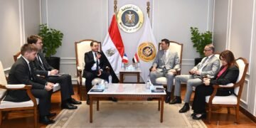 مصر وفرنسا تبحثان توسيع الاستثمارات الصناعية ودعم التصنيع المحلي