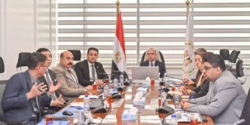 استثمارات صينية بـ2 مليار دولار لإنشاء مدينة صناعية نسيجية متكاملة في بورسعيد