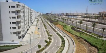 راندة المنشاوي تتابع تطوير الطرق والمسطحات الخضراء في 9 مدن جديدة