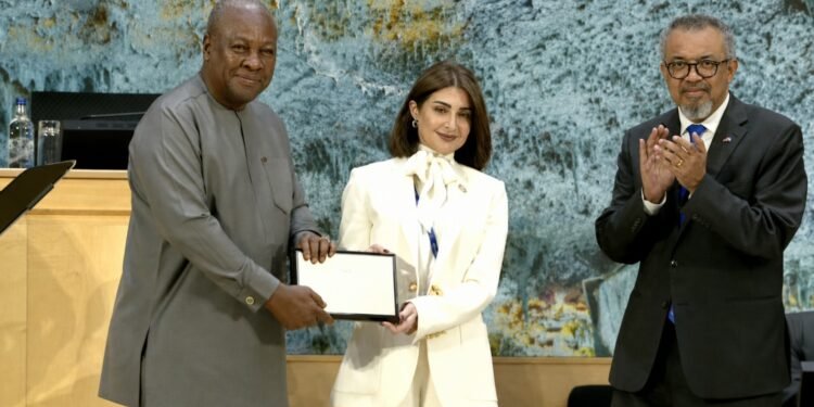 منظمة الصحة العالمية تكرّم هبة السويدي بجائزة المدير العام تقديرًا لجهودها في رعاية مرضى الحروق