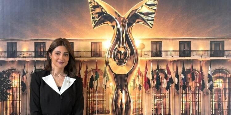 تكريم الدكتورة هبة السويدي في اليوم الدولي للمرأة العربية الدبلوماسية تقديرًا لمسيرتها الإنسانية