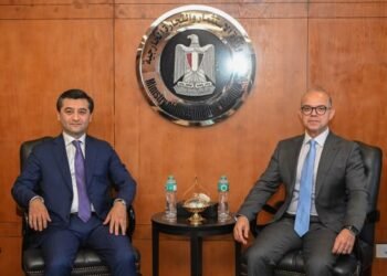 مصر وأوزبكستان تبحثان فرص التعاون في المنسوجات والأدوية والصناعات الهندسية