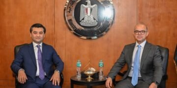 مصر وأوزبكستان تبحثان فرص التعاون في المنسوجات والأدوية والصناعات الهندسية