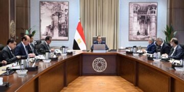 الحكومة تكثف الحملات التفتيشية المفاجئة على مصانع الأغذية والأسواق والأكشاك