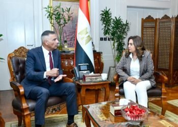 منال عوض: شرم الشيخ تقترب من التحول الكامل إلى مدينة خضراء بعد خفض 85 ألف طن من الانبعاثات