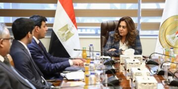 تعاون مرتقب بين وزارة التنمية المحلية والبيئة ومنظمة المدن العربية في ملفات المدن الذكية والمناخ