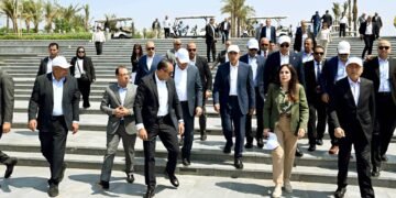 مدبولي يوجه بالانتهاء من اللمسات النهائية لمشروع “حدائق تلال الفسطاط” وفق أعلى معايير الجودة