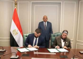تعاون بين المصرية لنقل الكهرباء و”هيكا داتا” لدعم إنشاء مركز بيانات في مصر