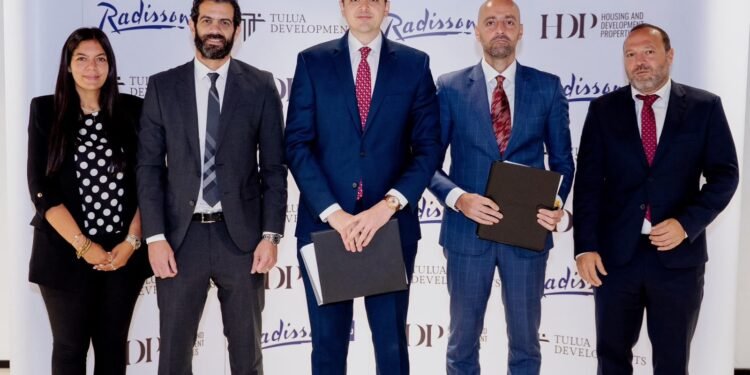 التعمير والإسكان العقارية وطلوع للتطوير العقاري تتعاونان مع راديسون بلو لإنشاء فندق 5 نجوم بمشروع The Island
